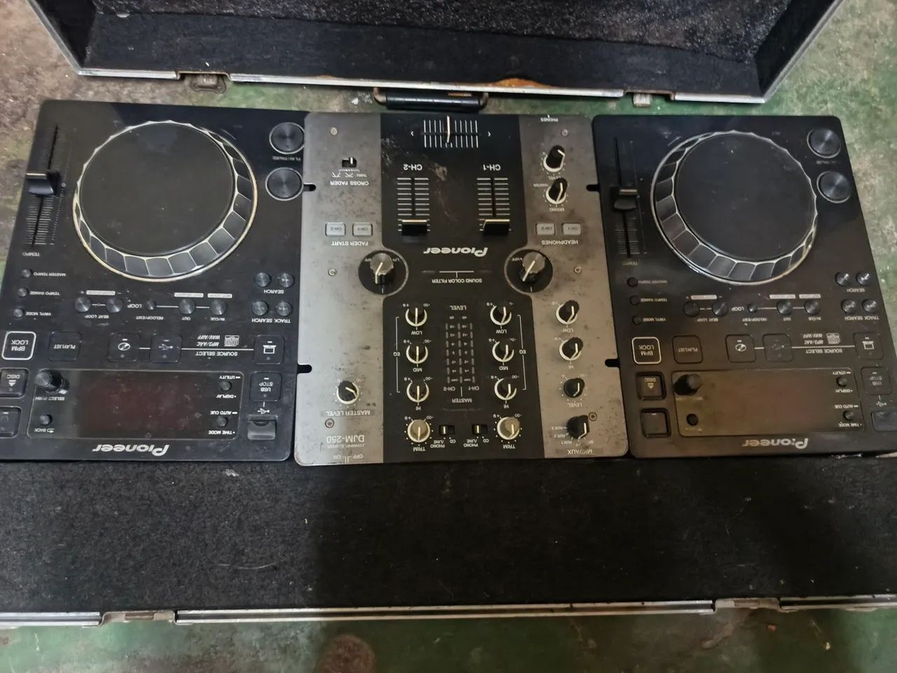 Mesa DJ Pioneer  - Foto 4