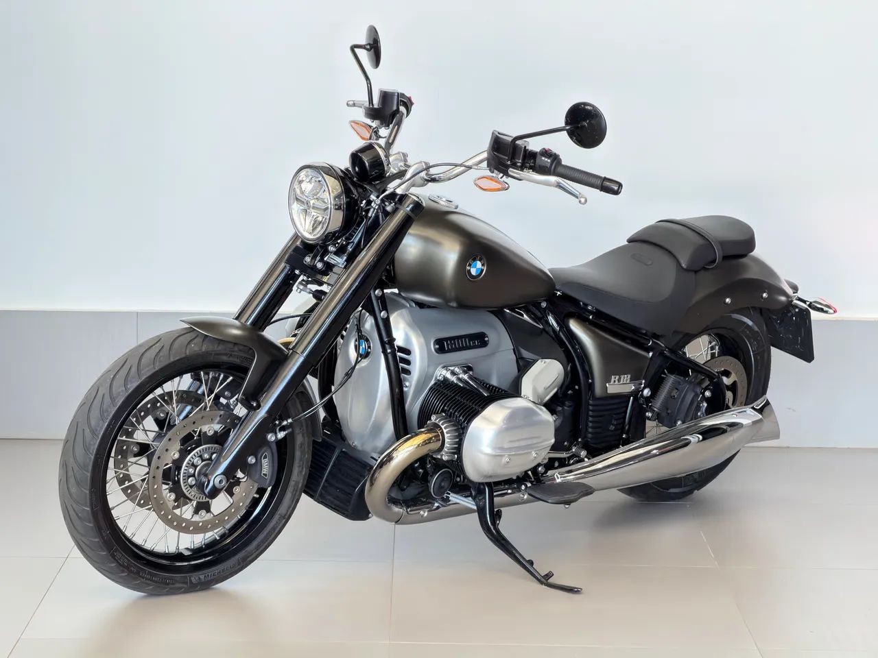 BMW R 18 Pure (1800cc)