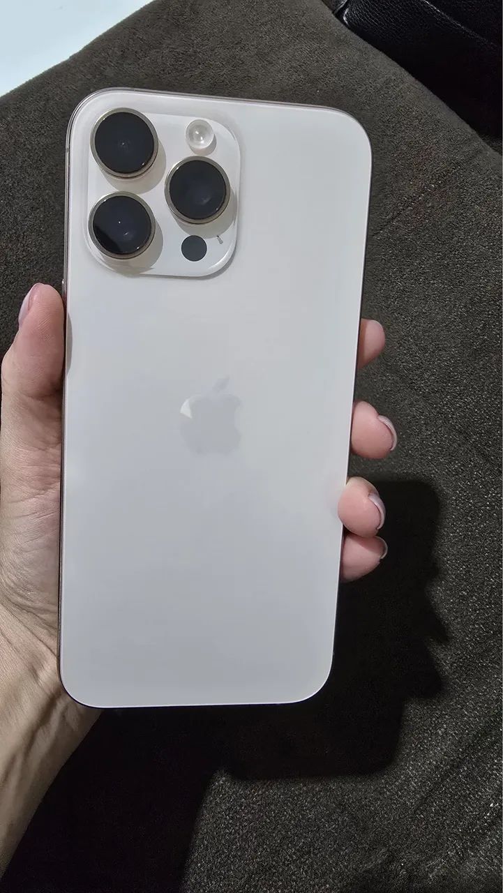 iPhone 16 pro Max - Foto 3