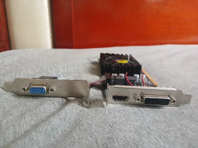 Placa Aceleradora de Video Geforce-Nvidia G210, 1GB de Memória Ram, DDR3, 64 bits. - Foto 3