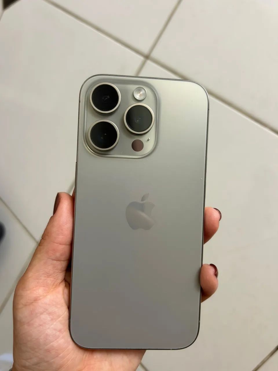 IPHONE 15 PRO  - Foto 5