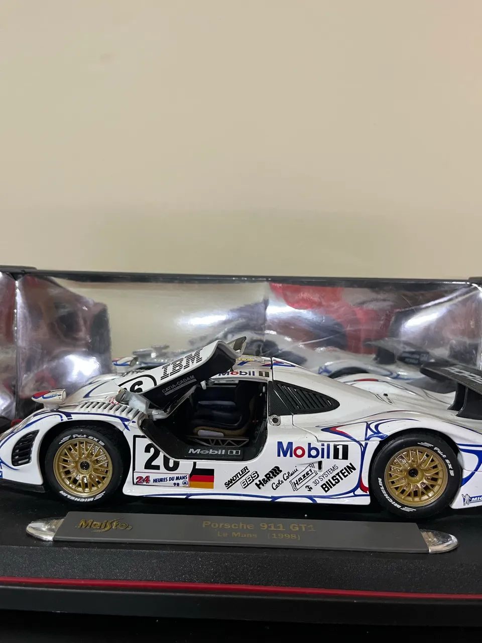 Porsche 1998 - Foto 3