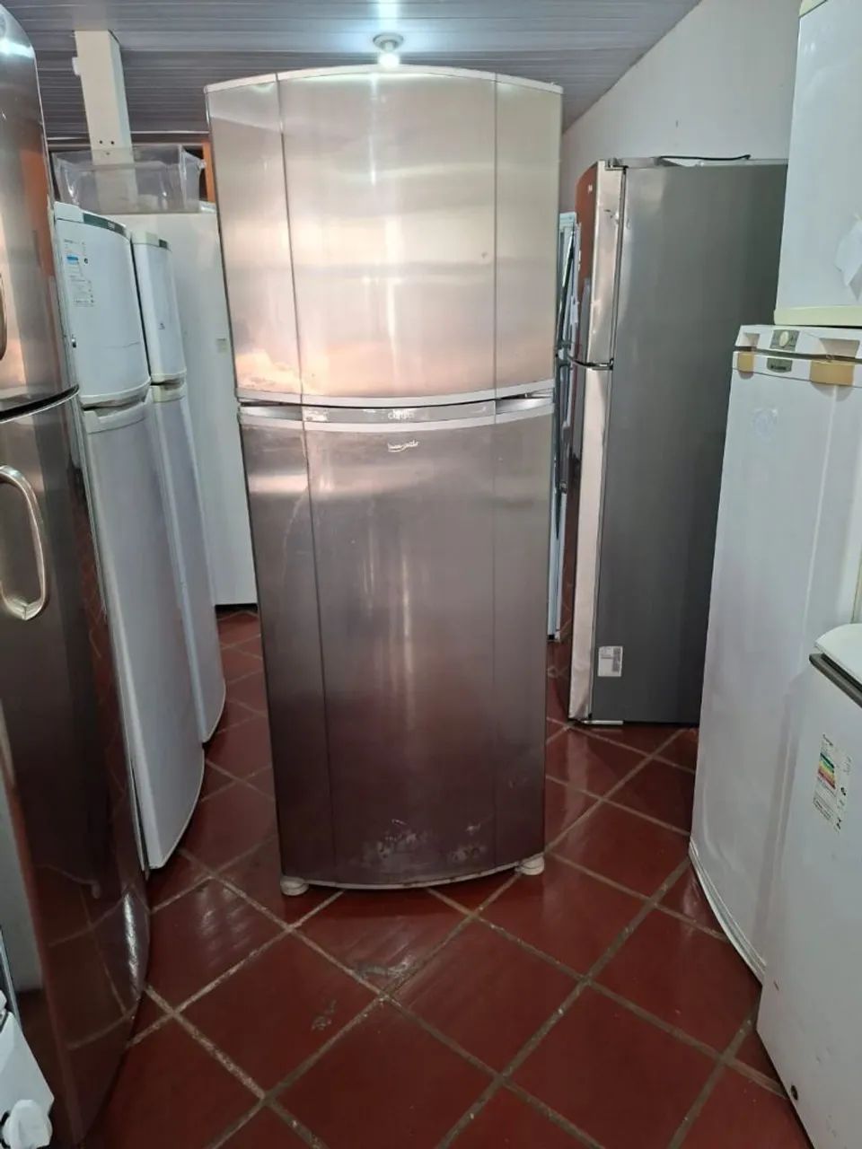 Geladeira consul inox 450 litros com detalhes na parte externa  - Foto 2