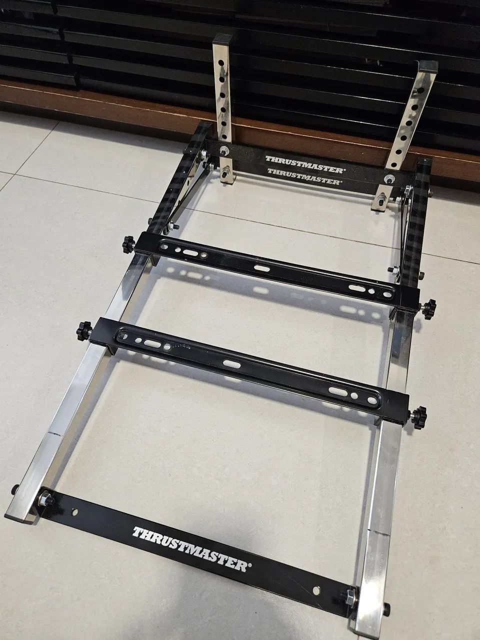 Suporte pedal Simrace T-Pedals Thrustmaster 