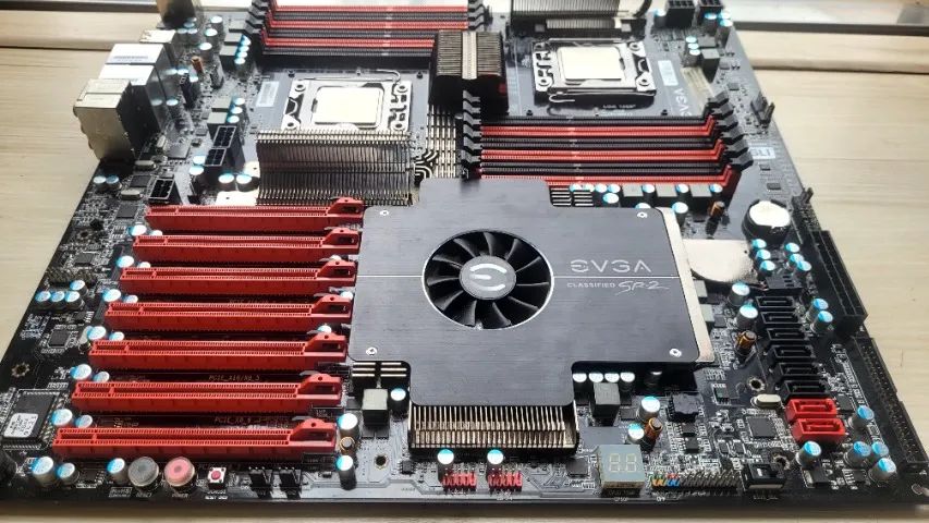EVGA CLASSIFIED SR-2 + 2 xeon x5660 - Foto 4
