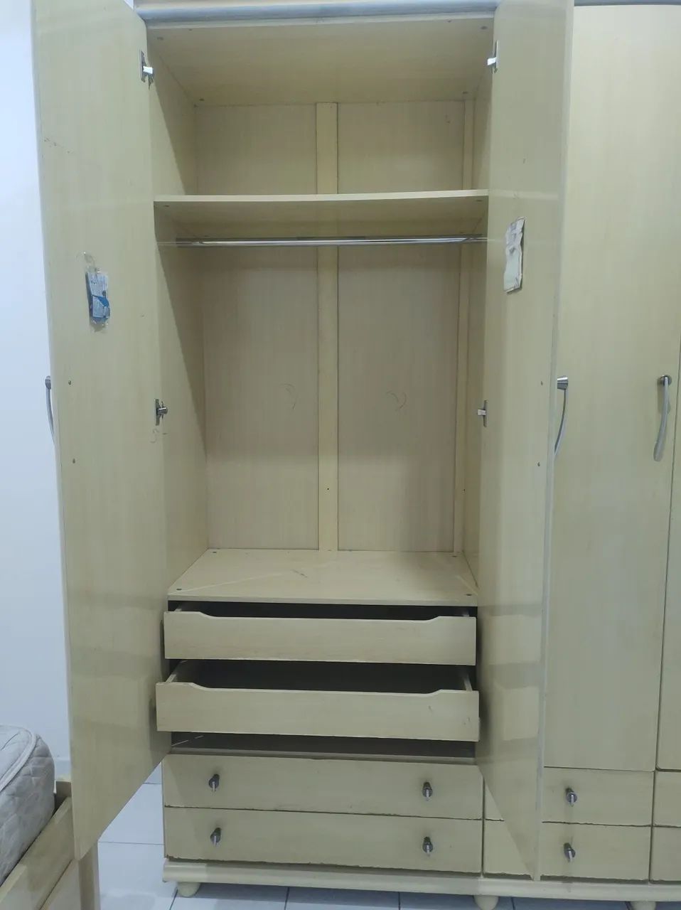 Vendo guarda roupa e cama  - Foto 5