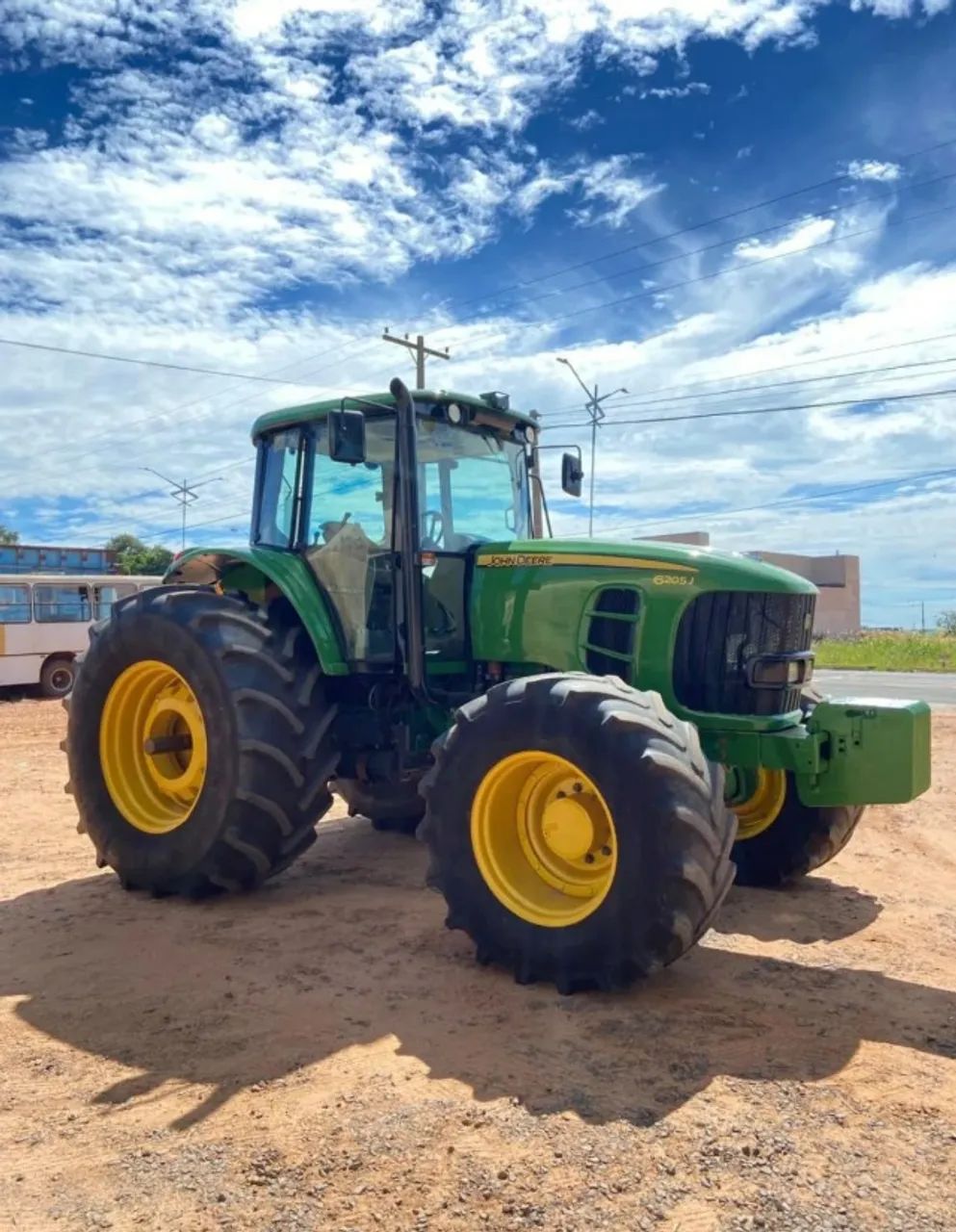 Trator Jhon Deere 6205j 2016 - Compre Parcelado