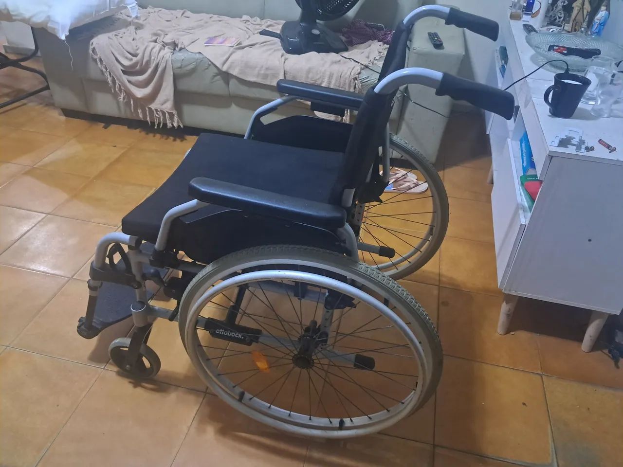 Cadeira de rodas - Foto 4