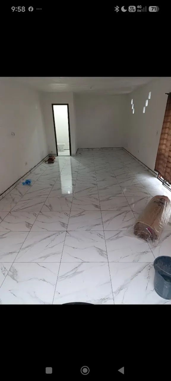 Sala comercial para depósito no periolo