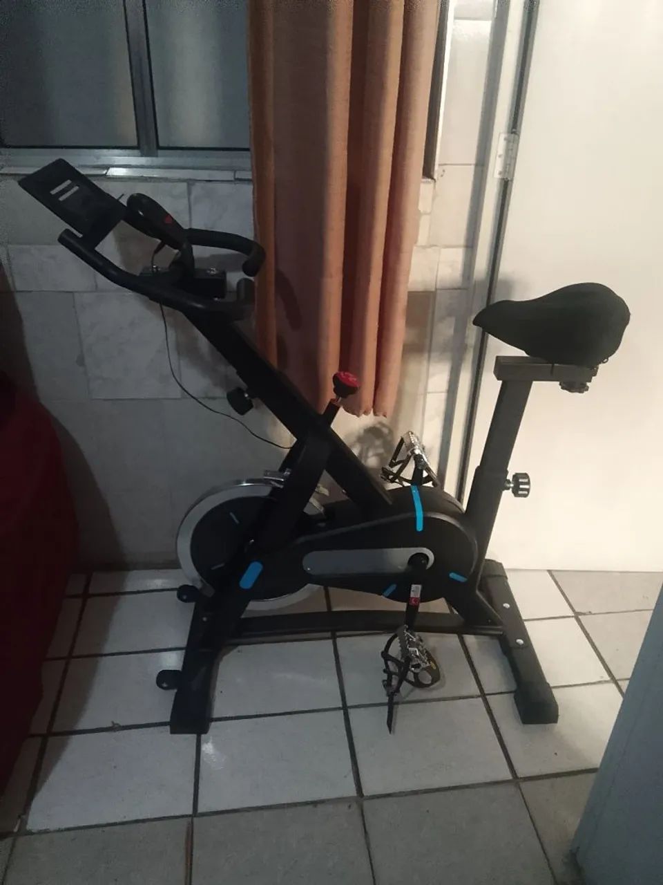 Bicicleta Ergométrica Spinning Executiva -MOPOWER  Excelente Estado