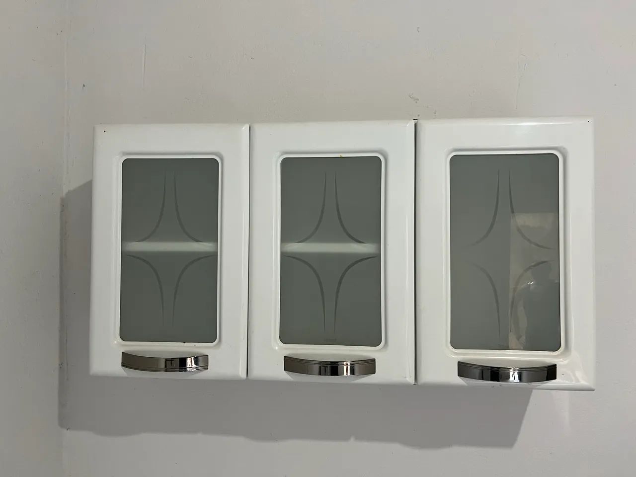 3 Armário aéreo aço 