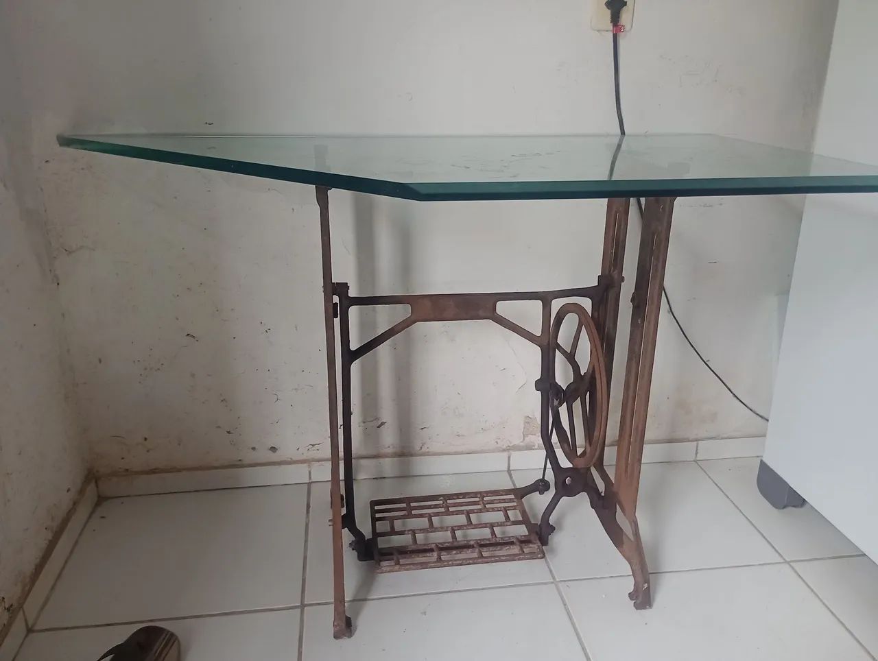 Aparador de pé de máquina com vidro 20 mm - Foto 5
