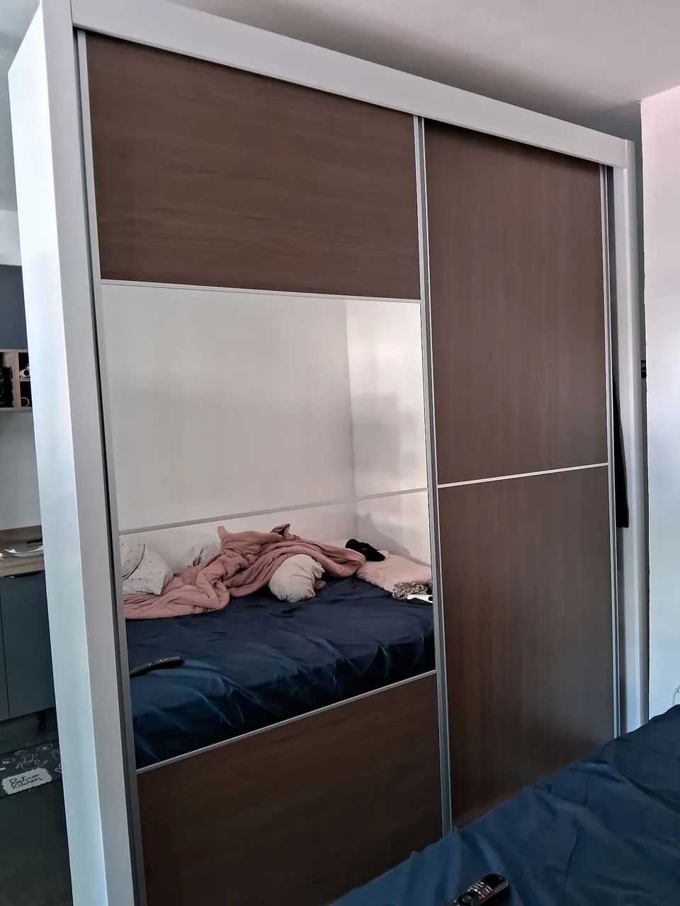 Guarda roupa com espelho  - Foto 2