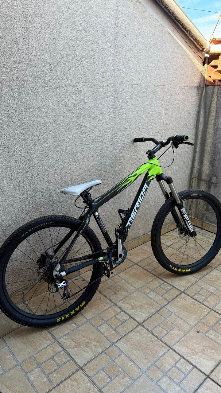 MERIDA DE CARBONO 