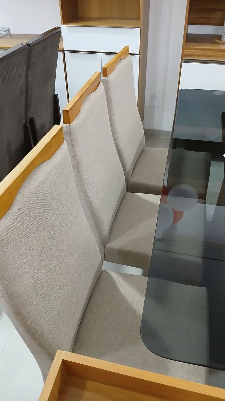 Mesa com 6 cadeiras  - Foto 4