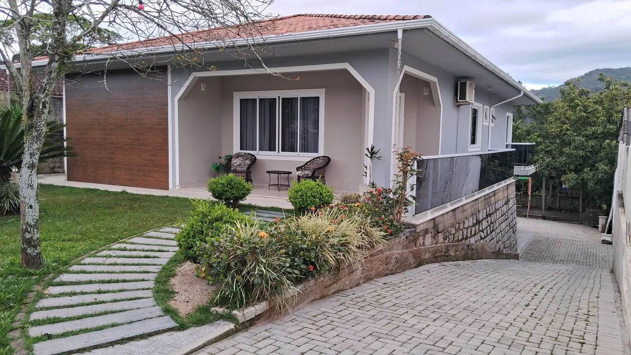 Casa centro de Santo Amaro da Imperatriz-SC 