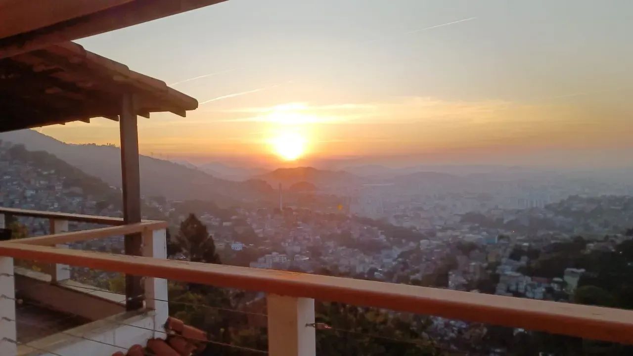 Condominio fechado, 4 quartos, totalmente mobiliado