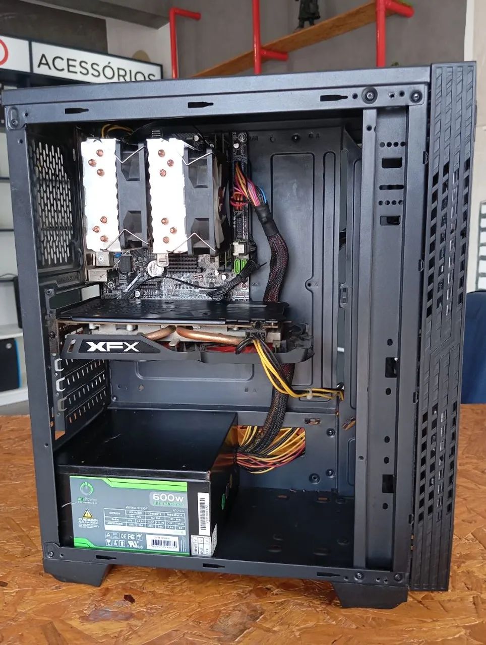 Gabinete i7 - Foto 2