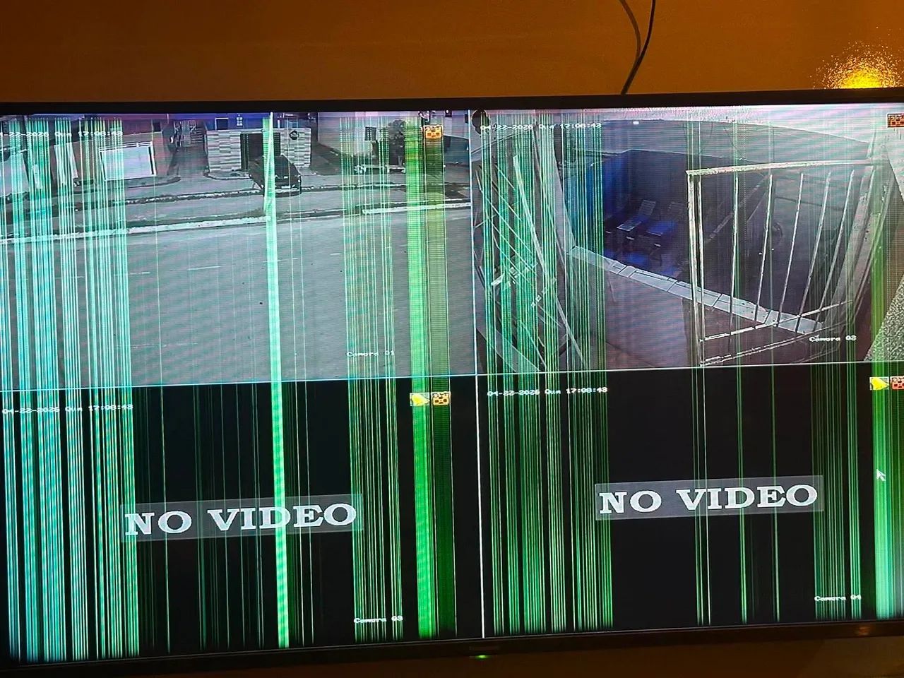 4 tvs retirada de peça - 3 tcl e 1 Philips  - Foto 5