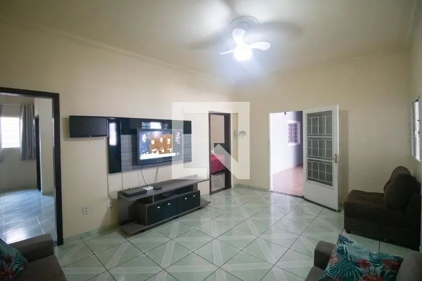 Casa à Venda - Tropical, 7 Quartos, 634 m2 - Foto 4