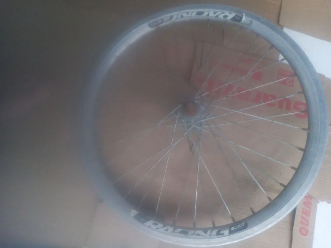 Roda de bicicleta dianteira  - Foto 2