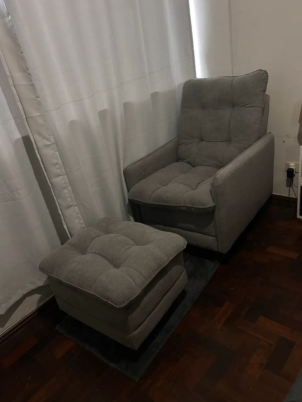 Poltrona Matrix com Puf 