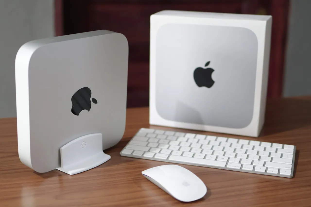 Apple Mac Mini M2 8GB / 256GB Novo Lacrado à Pronta Entrega! Até Apple Mac Mini M2 8GB / 256GB Novo Lacrado à Pronta Entrega! Até