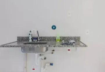 Pias cubas torneiras vaso sanitário porta