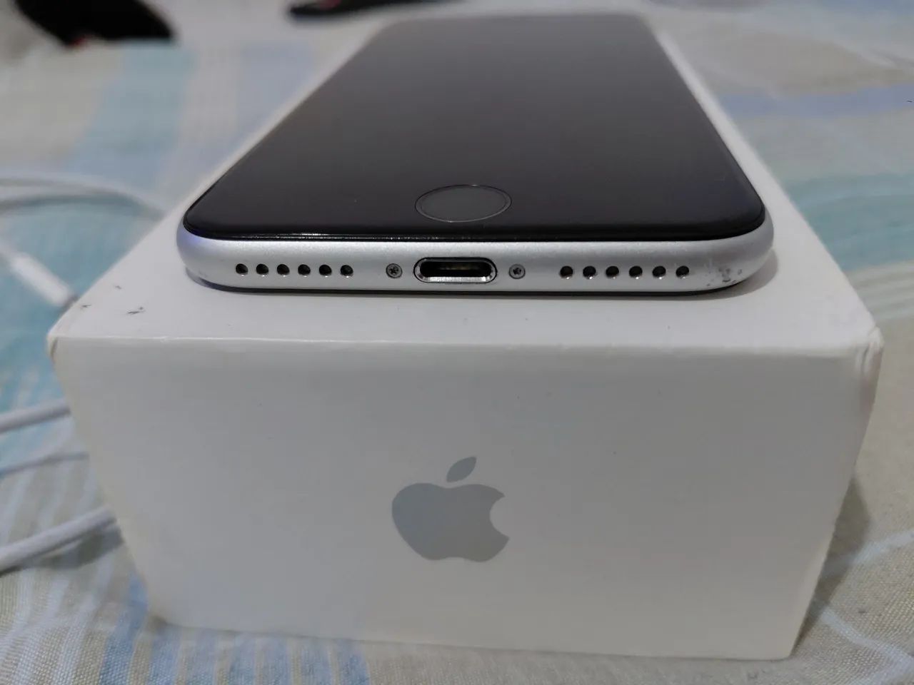 iPhone SE 2ª Geração 128GB - Bom Estado - Foto 3