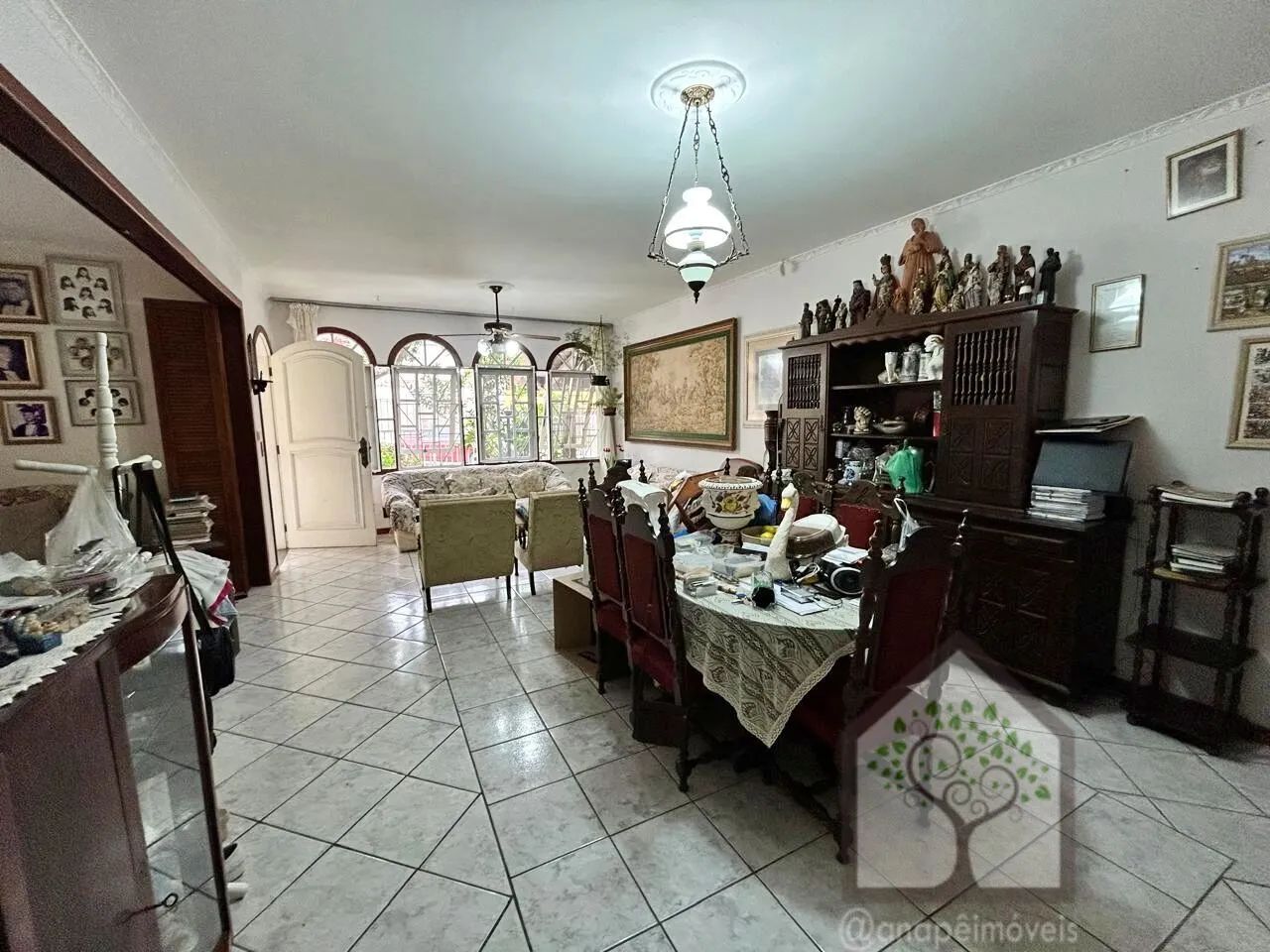 Casa à venda com 3 quartos, quintal arborizado e espaço gourmet - Foto 4