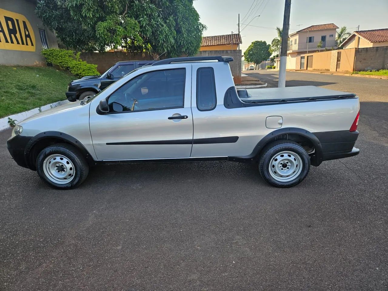 Fiat Strada 1.4 MPI Fire Flex 8V CE 2012 - Foto 2