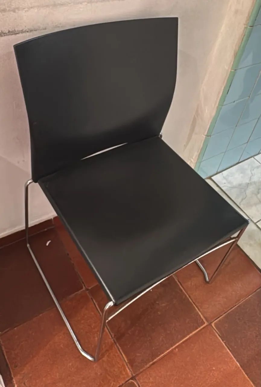 Cadeira preta