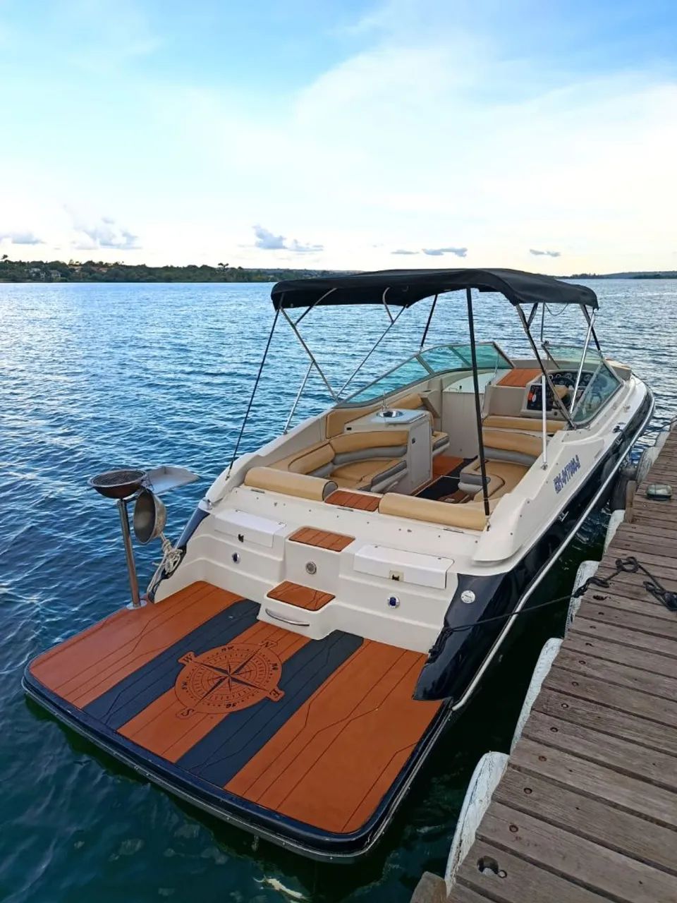 Lancha Regal-EUA 29 Pés 700 HP - Foto 2