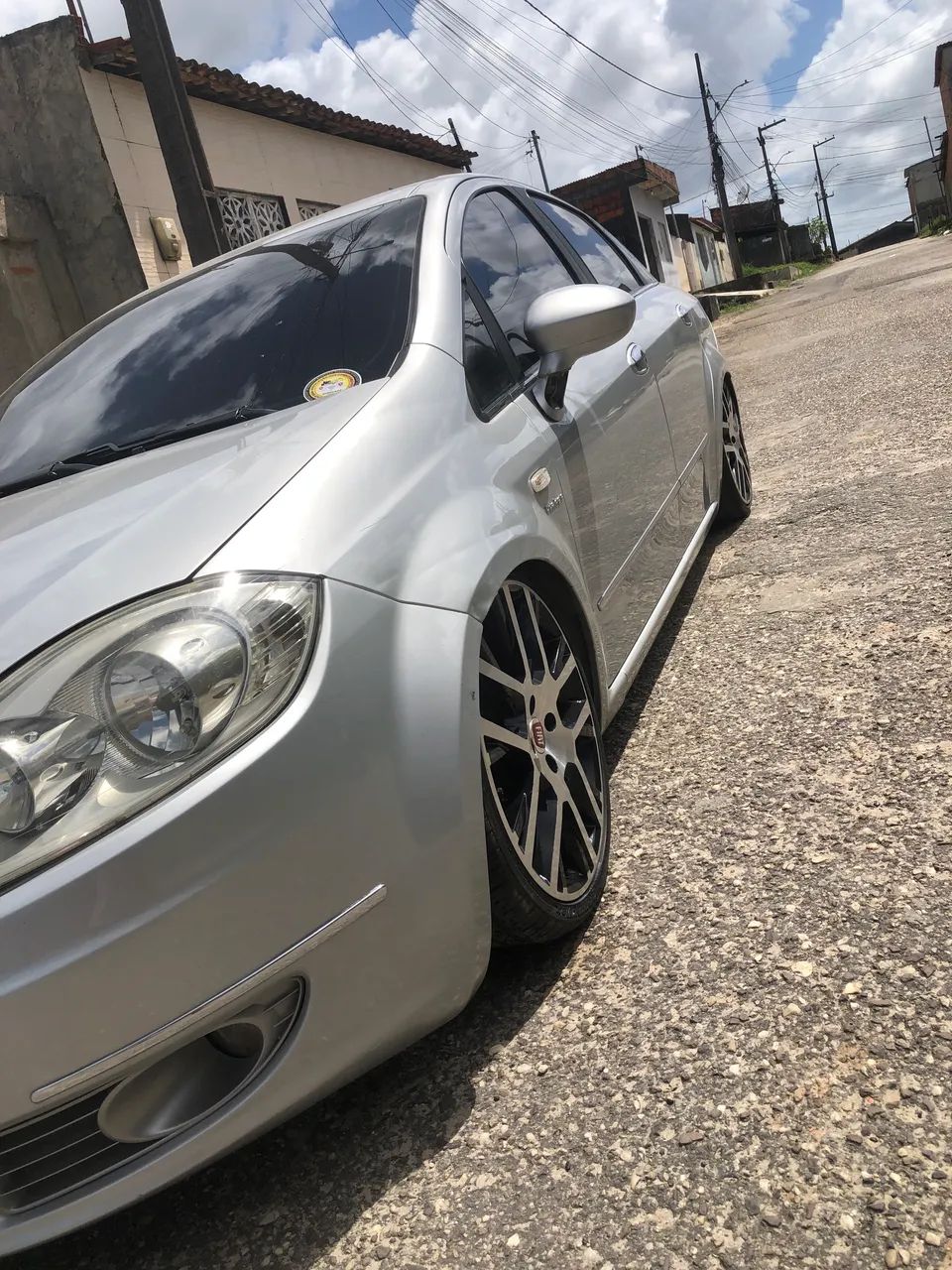 Fiat Linea Essence Dualogic 1.8 Flex 16V 4P 2012 - Foto 2