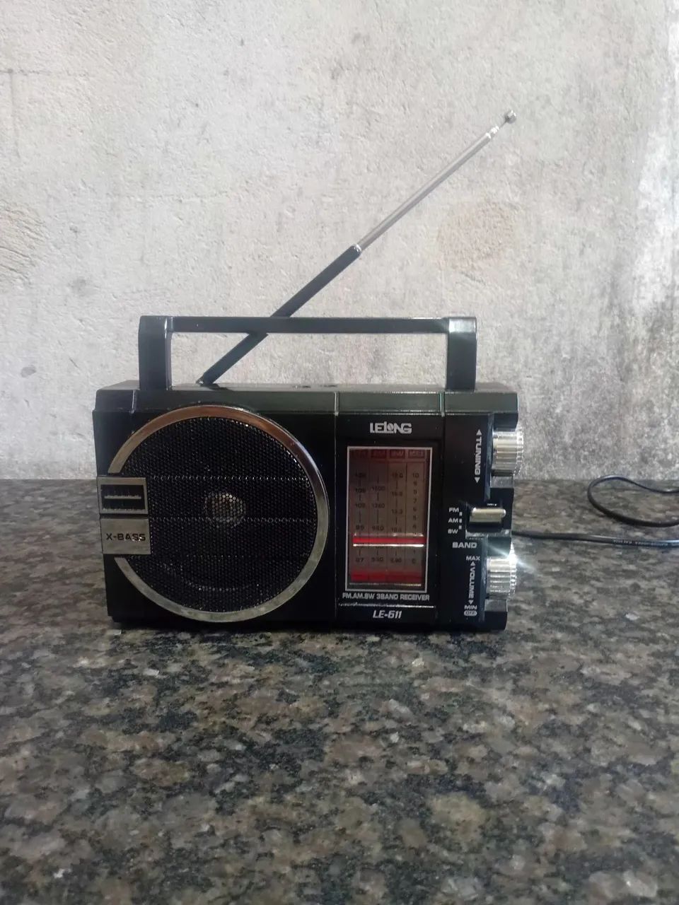 Rádio AM/FM a pilha - Foto 3