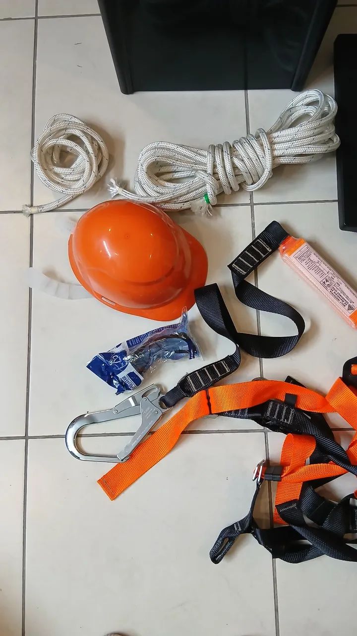 Kit de equipamento de proteção individual (EPI) para trabalho em altura - Foto 3