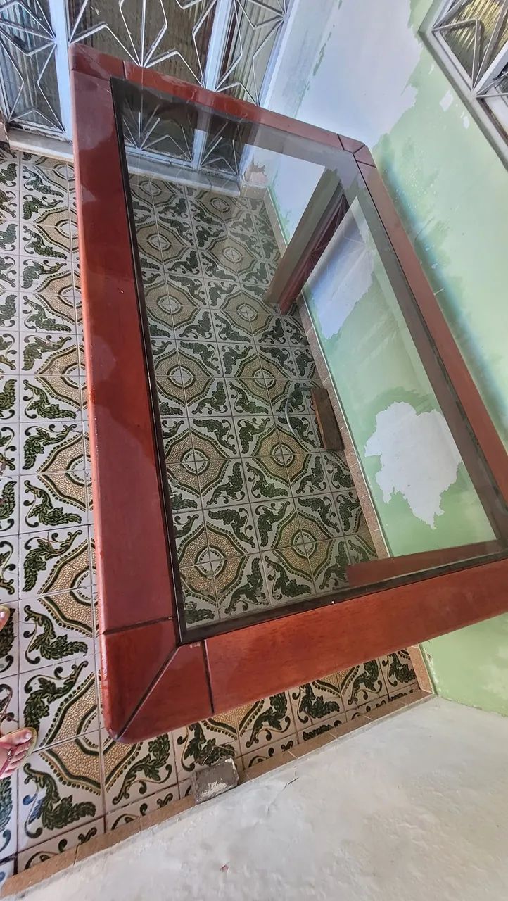 Mesa madeira com tampo de vidro - Foto 3