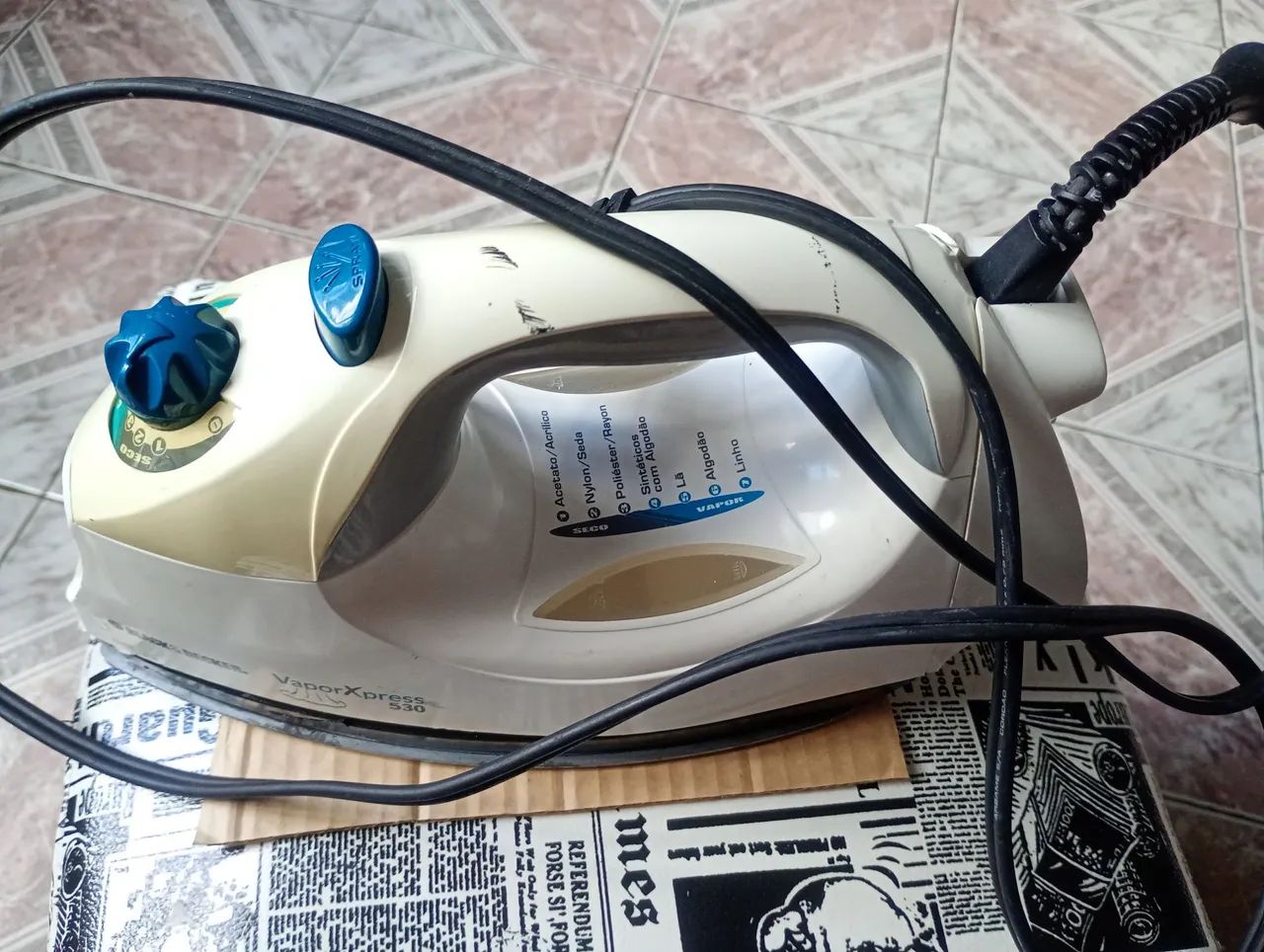 Ferro de passar roupa  - Foto 3