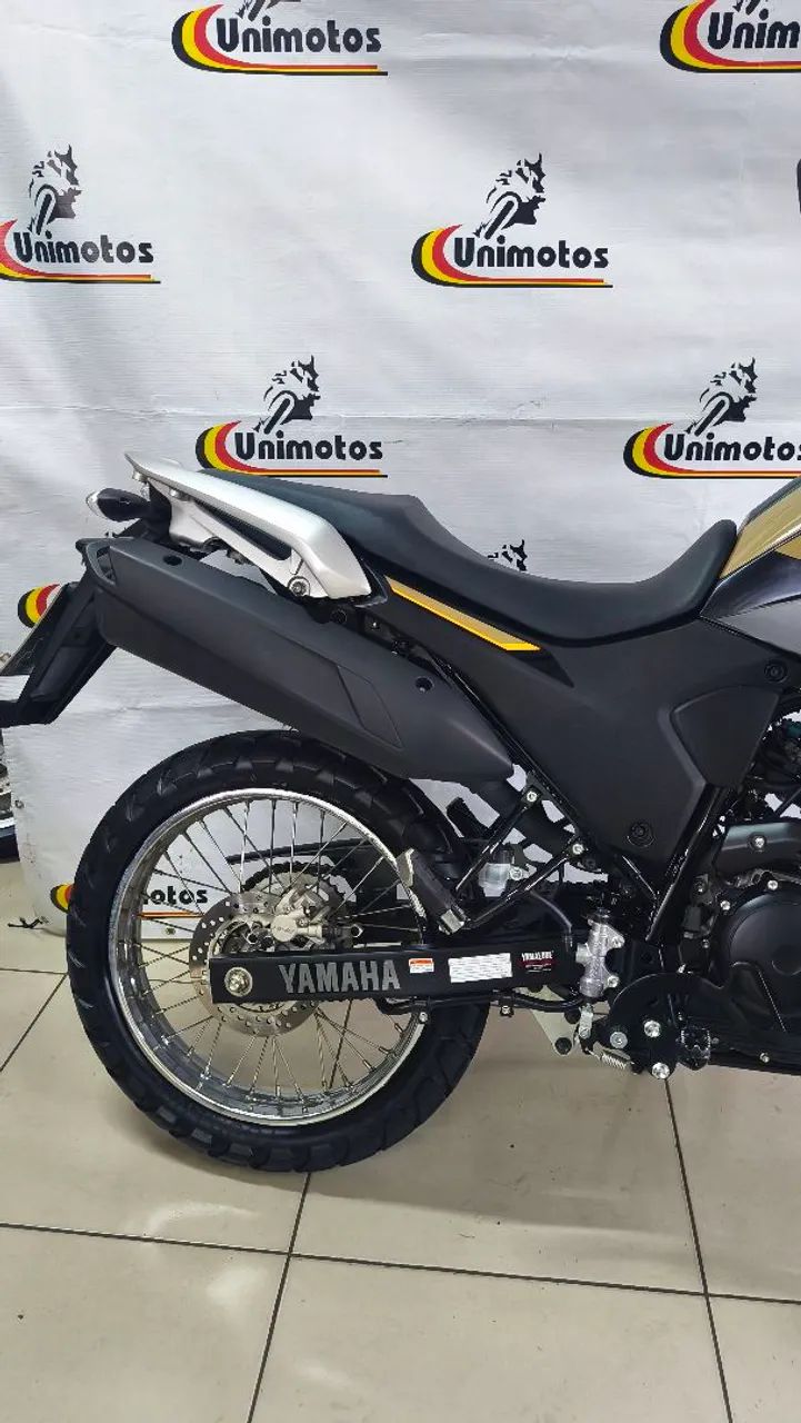 XTZ 250 LANDER - 2023/2023 - Foto 4