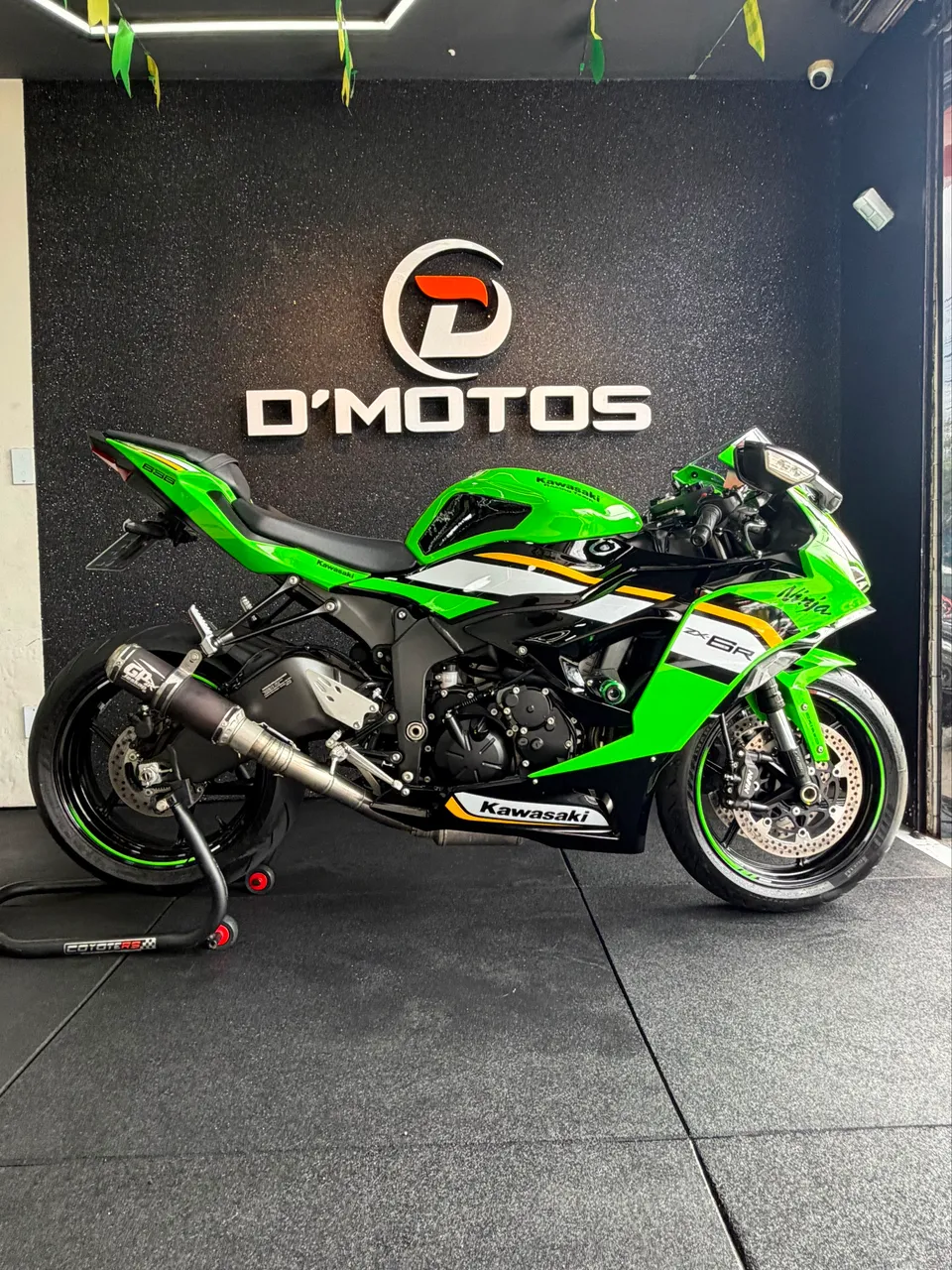 Kawasaki Zx-6r 636cc 2021 - 1512939850 | OLX