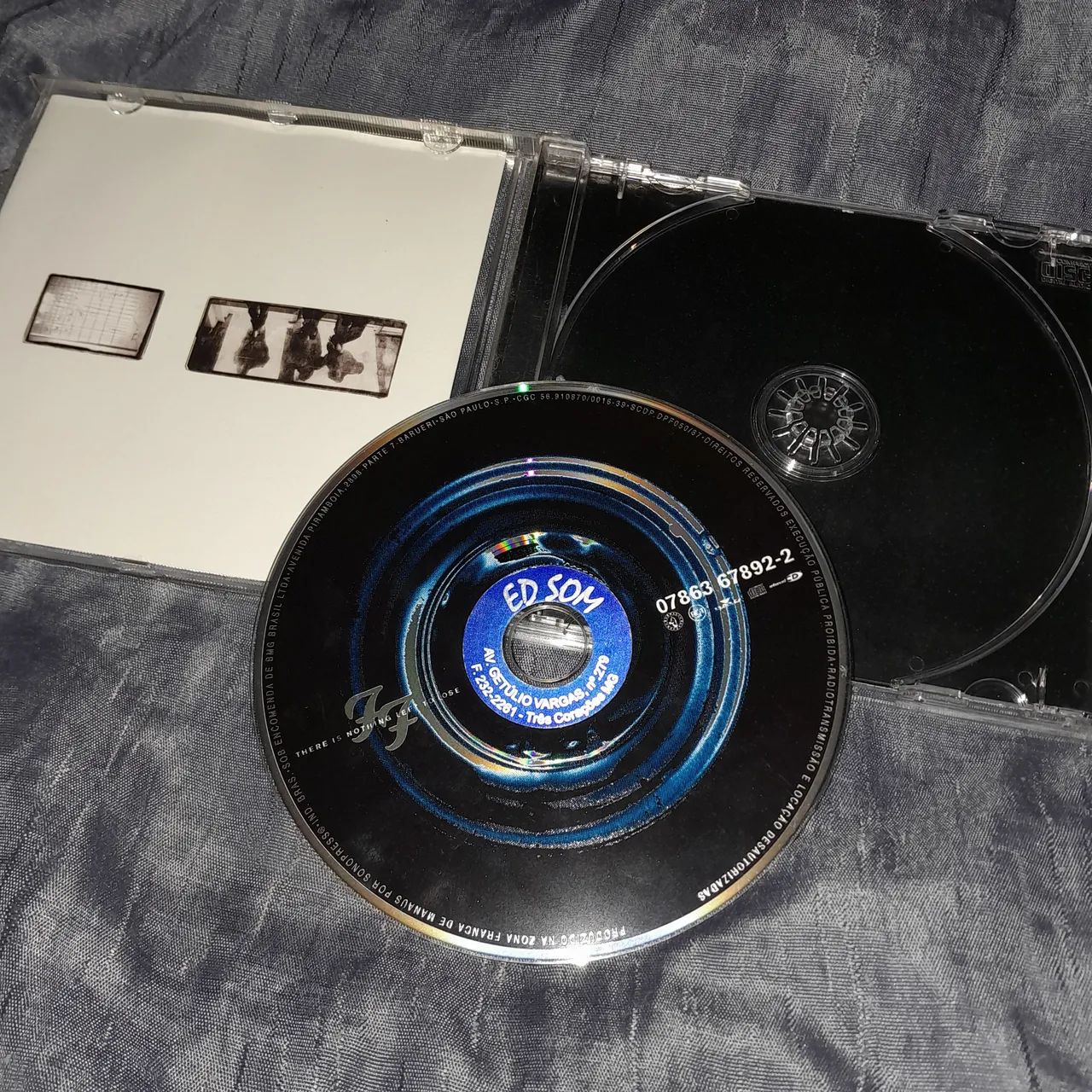 Lote cds Foo fighters - leia - Foto 5