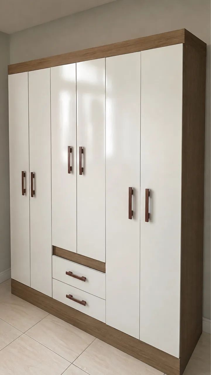 Armário 6 portas e 2 gavetas 