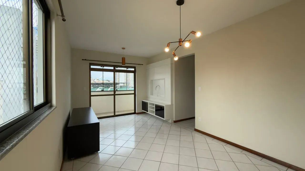 Apartamento Semi mobiliado no Estreito com 3 quartos sendo 1 suíte - Foto 3