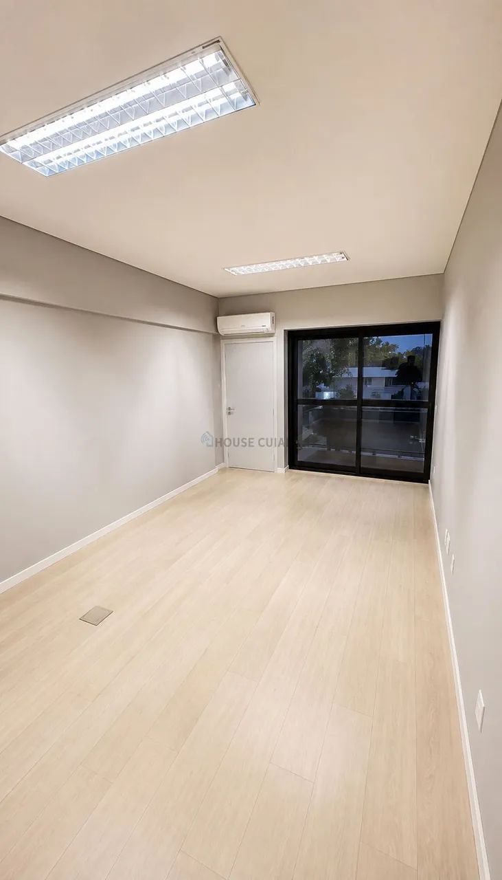 Compre Sala Comercial Reformada