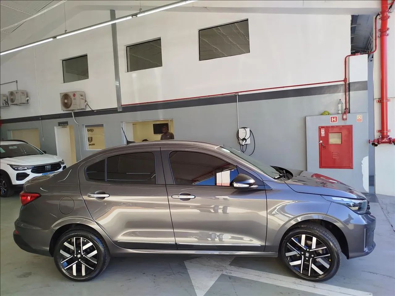 Fiat Cronos Precision 1.3 16V Flex Aut. 2026 - Foto 4