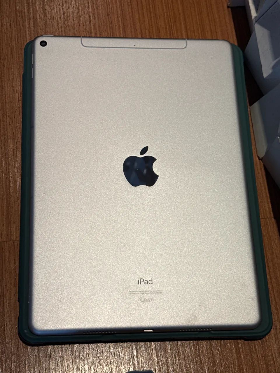 iPad Air (3a geração) - Wifi + Cellular / 64 GB / Cor Prata + Apple pencil 1ª geração  - Foto 2