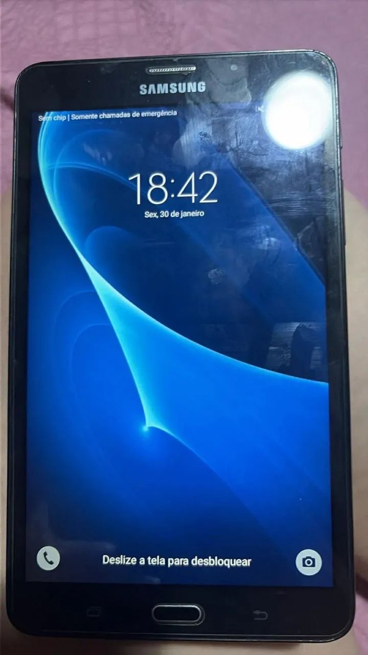 Tablet 2016 funcionando baixei aplicativos como face , insta , não tem arranhado na tela  - Foto 3