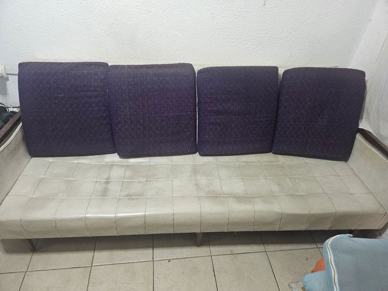 SOFA CAMA PALITO  RECLINAVEL VINTAGE - Foto 4