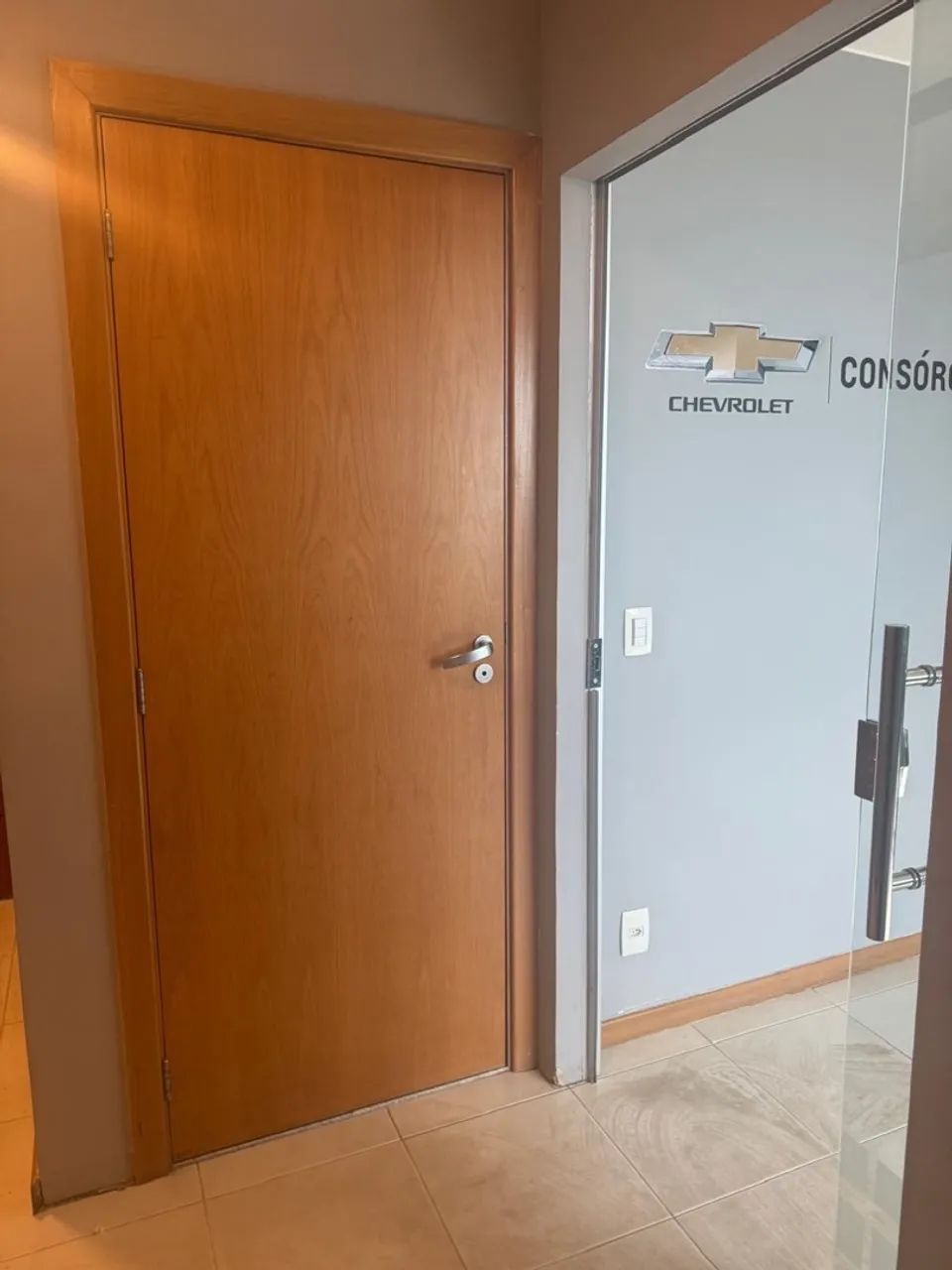 Sala Comercial  Moderna e Elegante - Foto 4