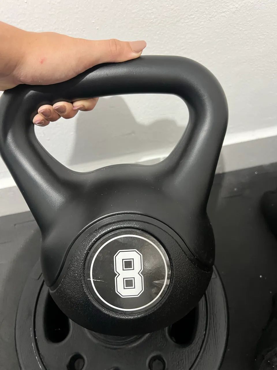 Kettlebell 8kg + 2 anilhas de 5kg  - Foto 2